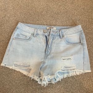 Cut off shorts